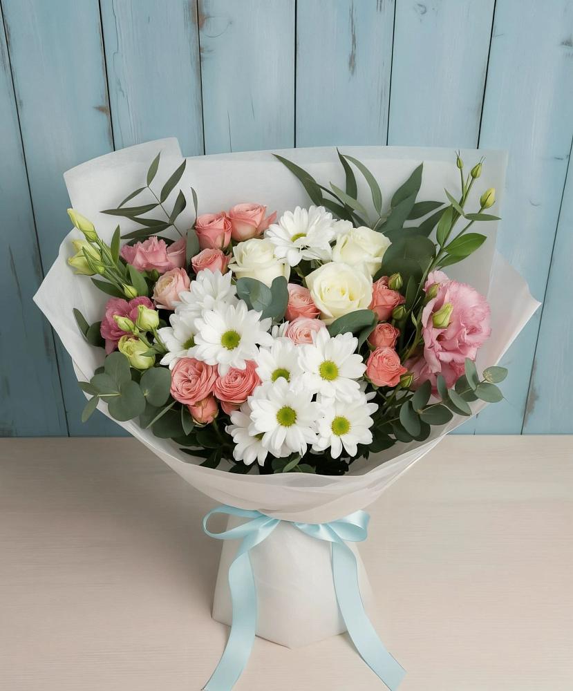 Букет цветов из: Розы, Лизиантусы и Хризантемы в Мирном