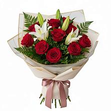 Букет цветов из:  Лилии и Розы в Мирном