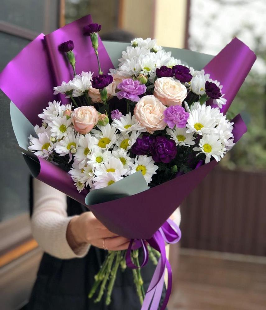 Букет цветов из: Хризантемы, Гвоздики и Розы в Мирном