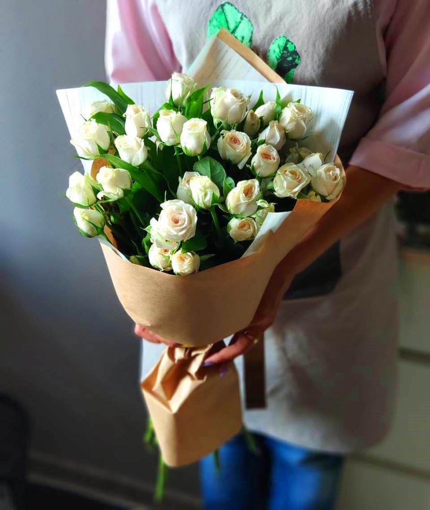 Букет цветов из: Розы в Мирном