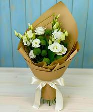 Букет цветов из:  Хризантемы и Лизиантусы в Мирном