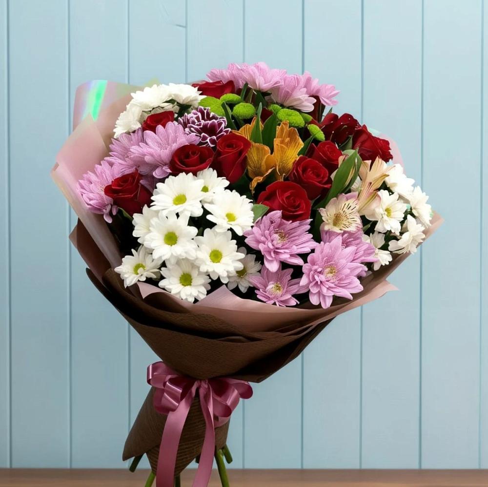 Букет цветов из: Розы, Хризантемы и Альстромерии в Мирном