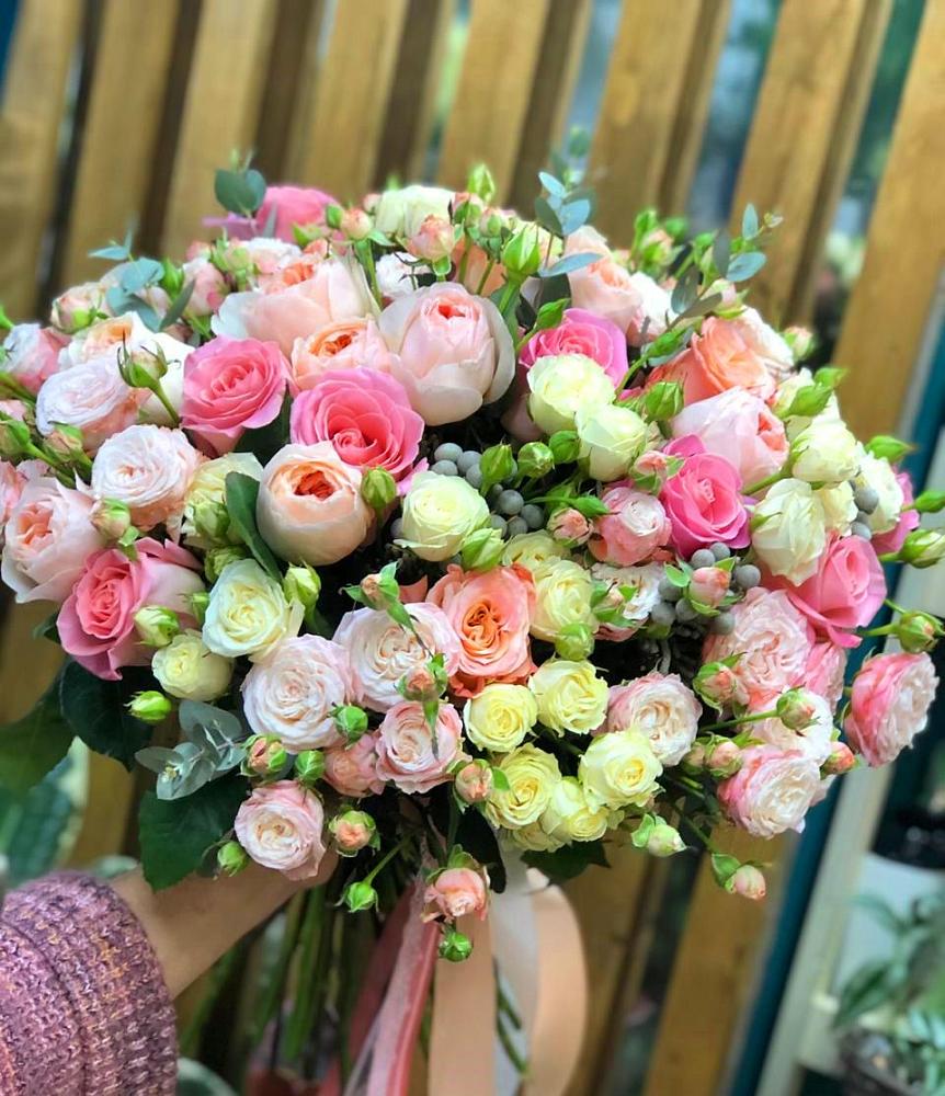 Букет цветов из: Розы в Мирном